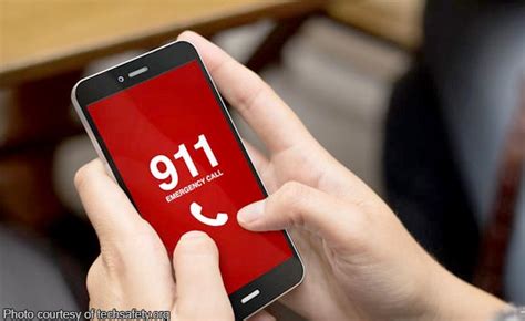 911 philippines|Duterte sets 911 as new national emergency hotline .